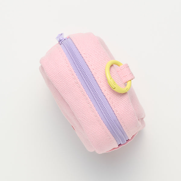 イヤホンの殻も失くさないカラビナ付きポーチ