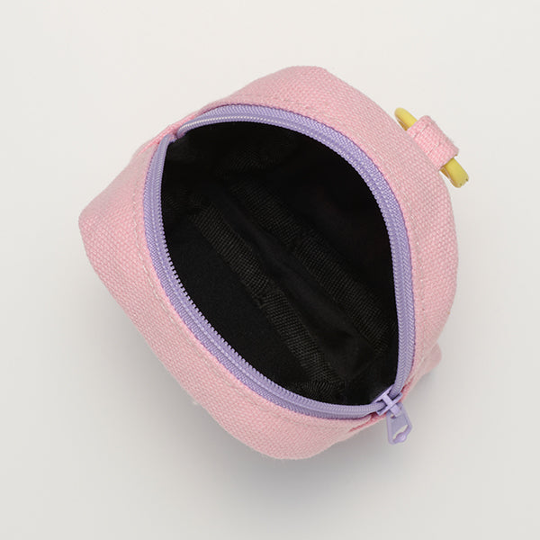 イヤホンの殻も失くさないカラビナ付きポーチ